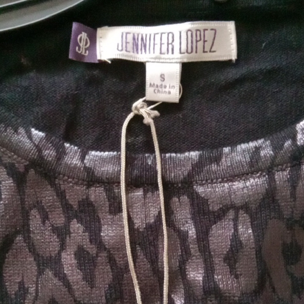 Metallic Black Leopard Sweater - Picture 3 of 3